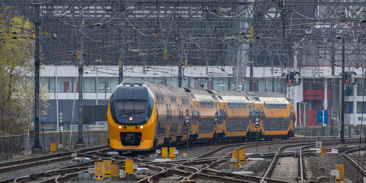 Sinterklaas komt naar Enkhuizen met de trein